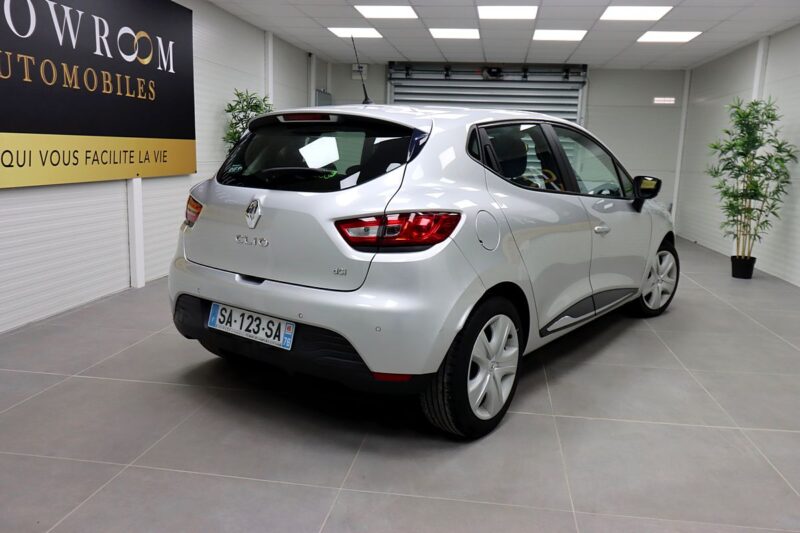 RENAULT CLIO 2016