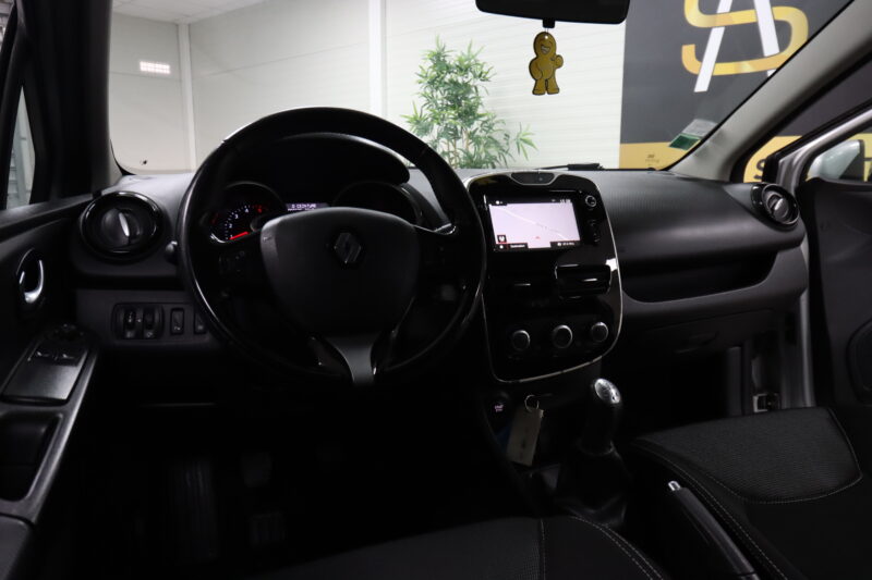 RENAULT CLIO 2016