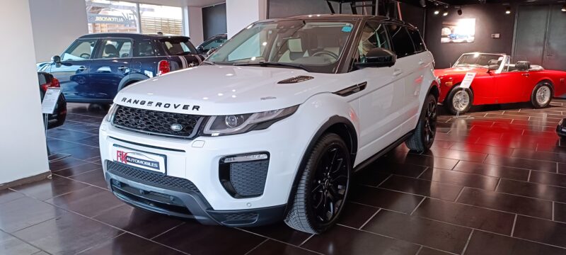 LAND ROVER RANGE ROVER EVOQUE2.0 Td4 180cv BVA9 HSE Dynamic Full Black Toit Pano/19\"/Individual .