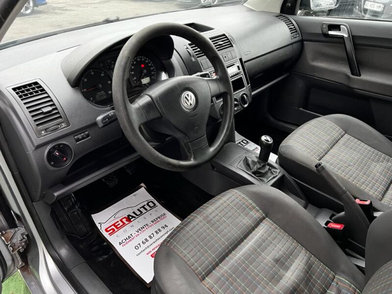 VOLKSWAGEN POLO 2008