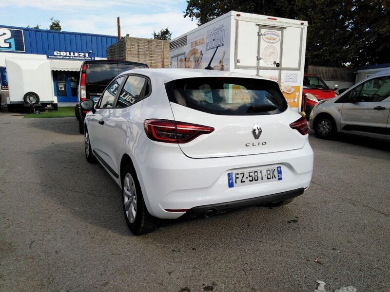 RENAULT CLIO 2021