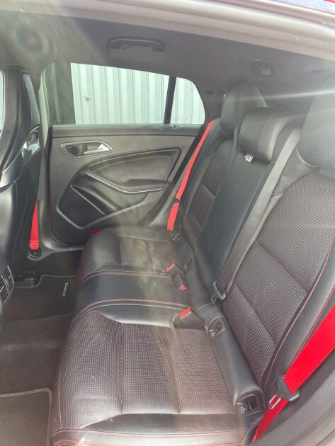 MERCEDES CLA 45 AMG 4MATIC Shooting Brake RECARO GARANTIE 12 MOIS 