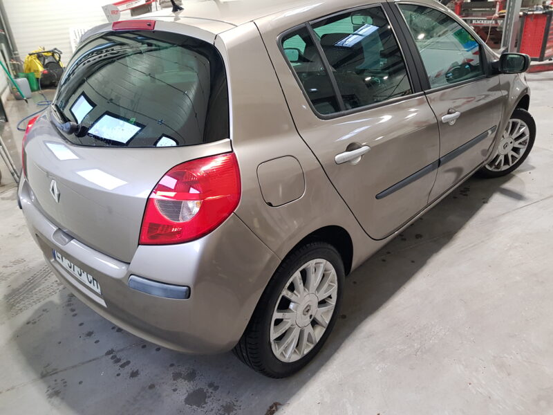  CLIO III TCE 100 PRIVILEGE