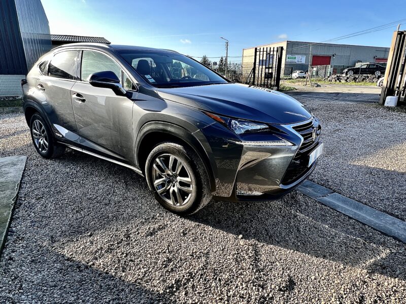 LEXUS NX300H 2016