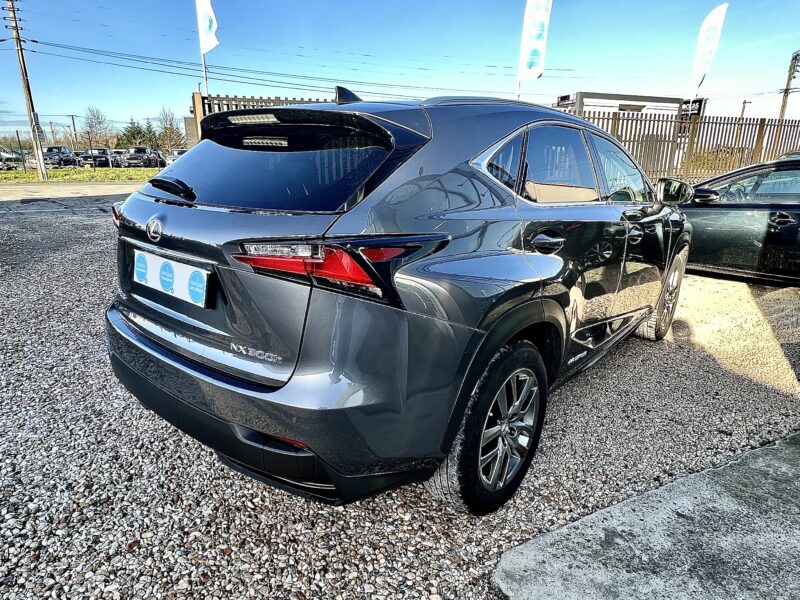 LEXUS NX300H 2016