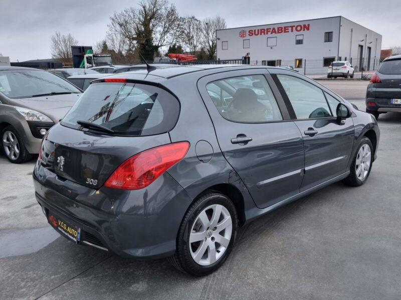 PEUGEOT 308 1.6 16V 120 Premium