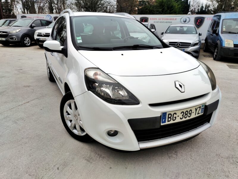 RENAULT CLIO III Grandtour 2011