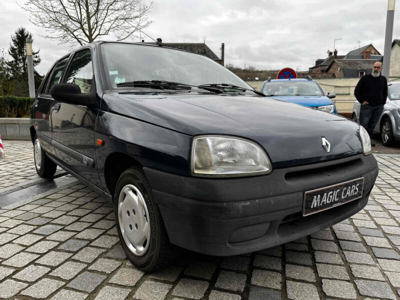 RENAULT CLIO I 1997