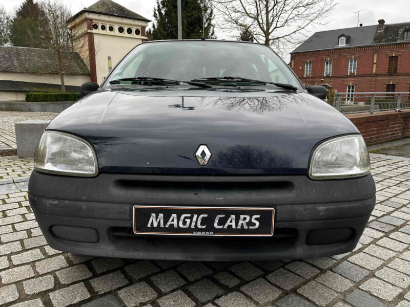 RENAULT CLIO I 1997