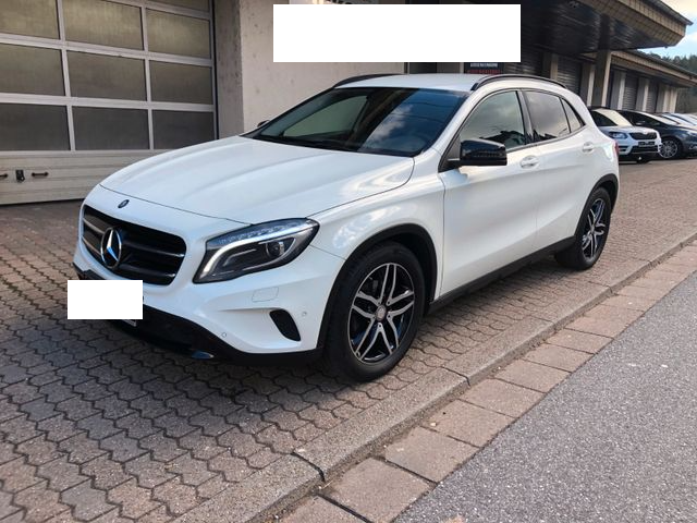 MERCEDES GLA180 CDI 1ER MAIN