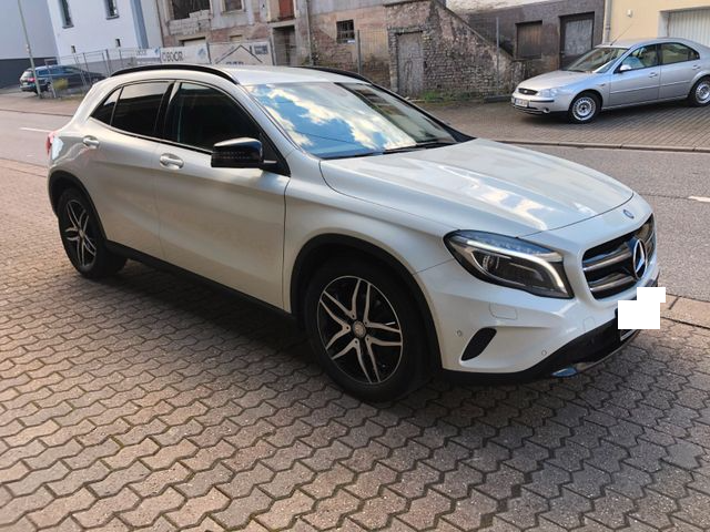 MERCEDES GLA180 CDI 1ER MAIN