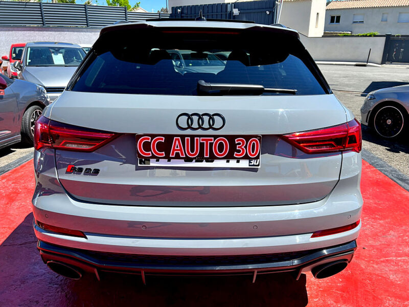 AUDI RSQ3 2020