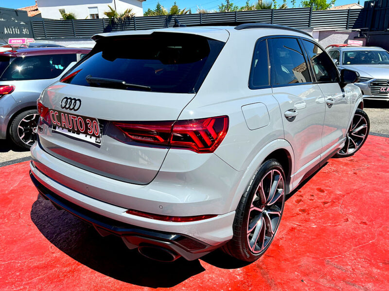 AUDI RSQ3 2020