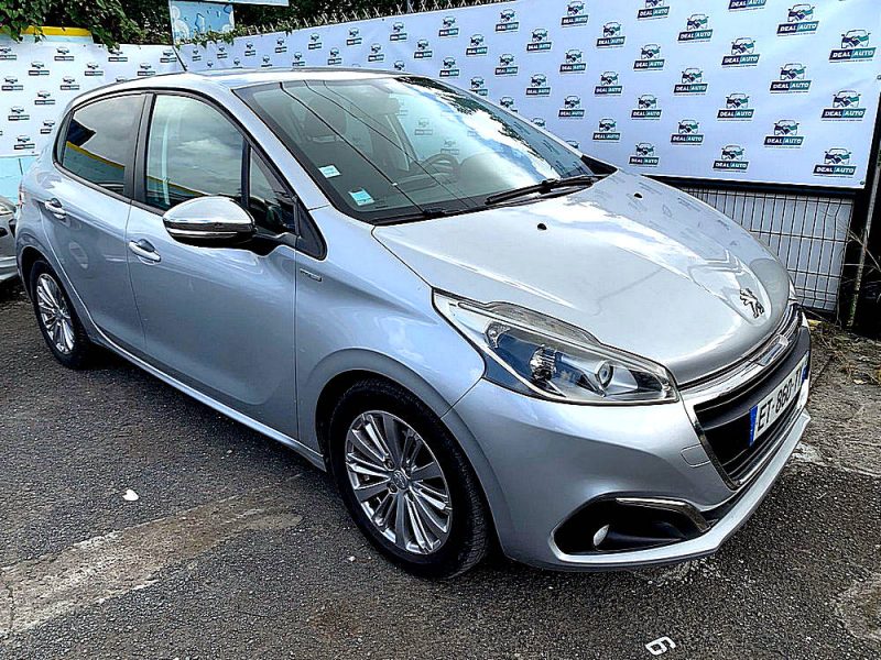 PEUGEOT 208 2018