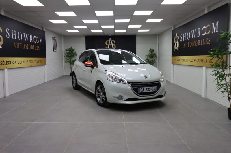 PEUGEOT 208 I 2014