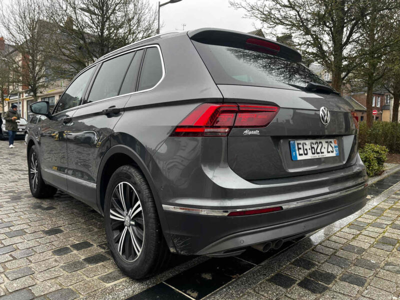 VOLKSWAGEN TIGUAN 2016