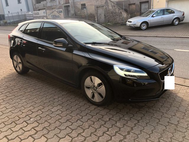 Volvo V40 D2 Momentum