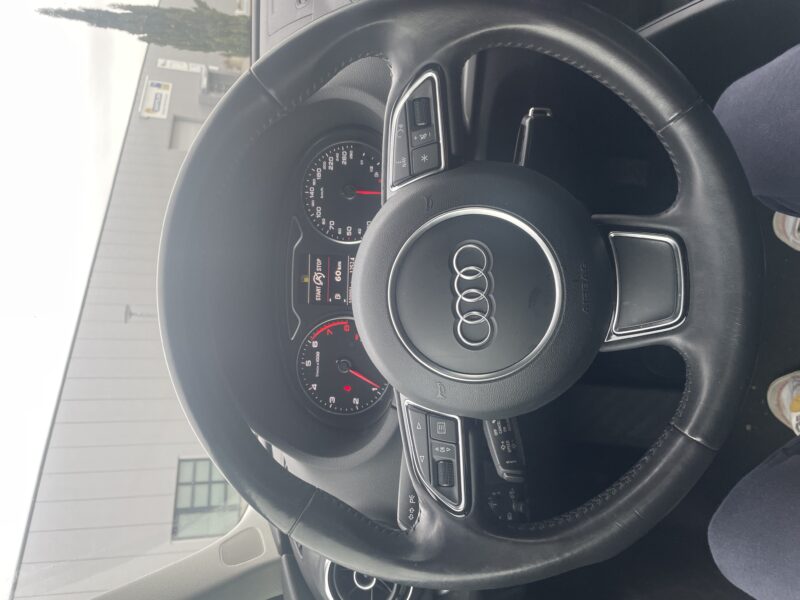 AUDI A3 1.4 TFSI 140 cv Ambition Garantie 12 Mois