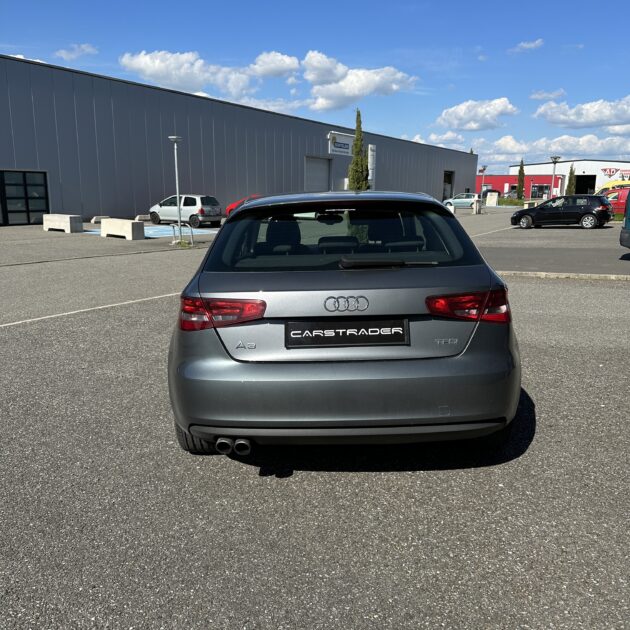 AUDI A3 1.4 TFSI 140 cv Ambition Garantie 12 Mois