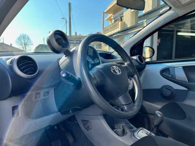 Toyota Aygo 1.0 68 ch 5P Boîte automatique