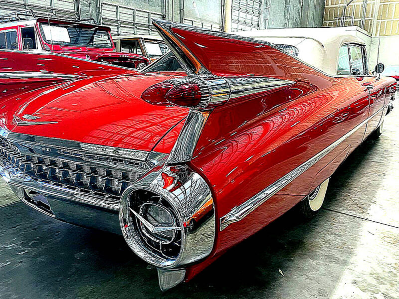 CADILLAC ELDORADO CONVERTIBLE SERIE 62 