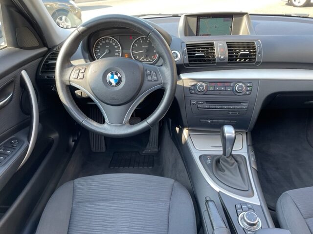 BMW SERIE 118I 2011 BOITE AUTOMATIQUE 143CH