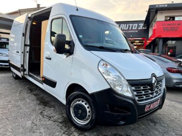 RENAULT MASTER III Camionnette 2015