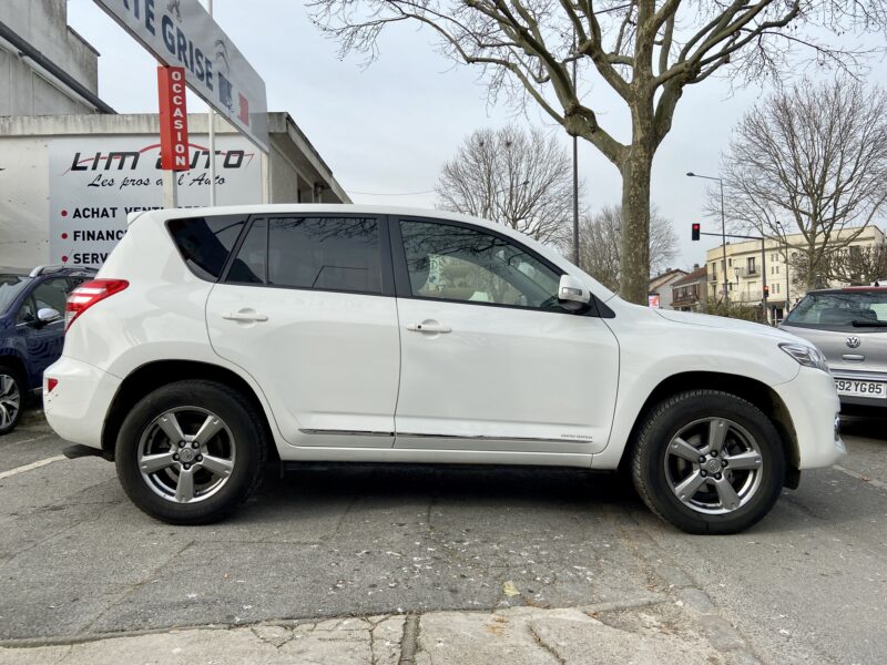 TOYOTA RAV4 2012