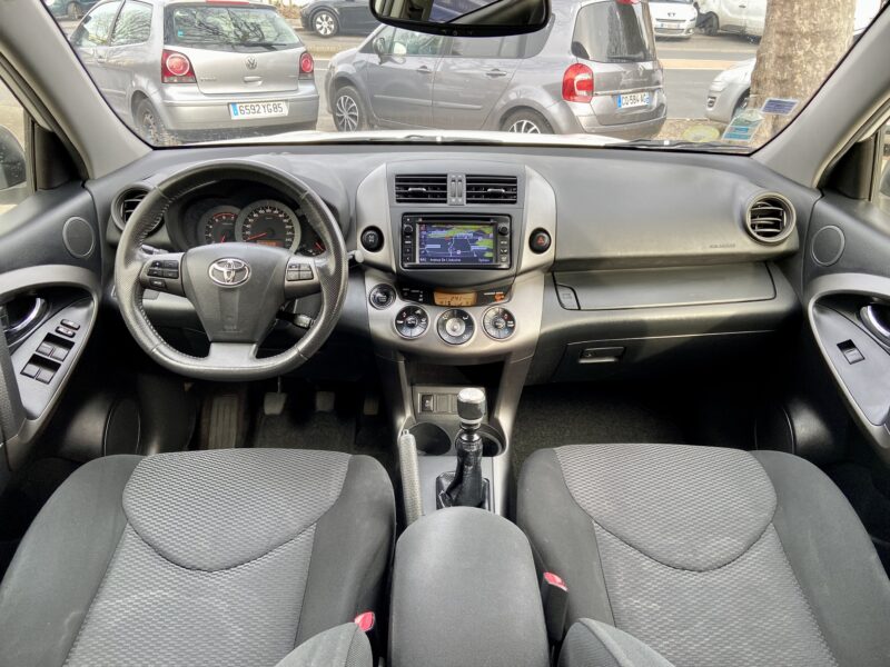 TOYOTA RAV4 2012