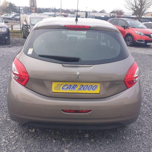 PEUGEOT 208 1.2 VTI 82 CHV URBAN SOUL 