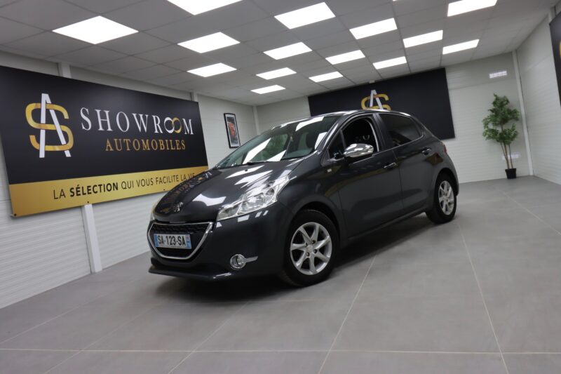 PEUGEOT 208 I 2015