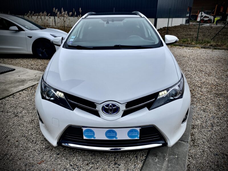 TOYOTA AURIS TOURING SPORT DYNAMIC 2013