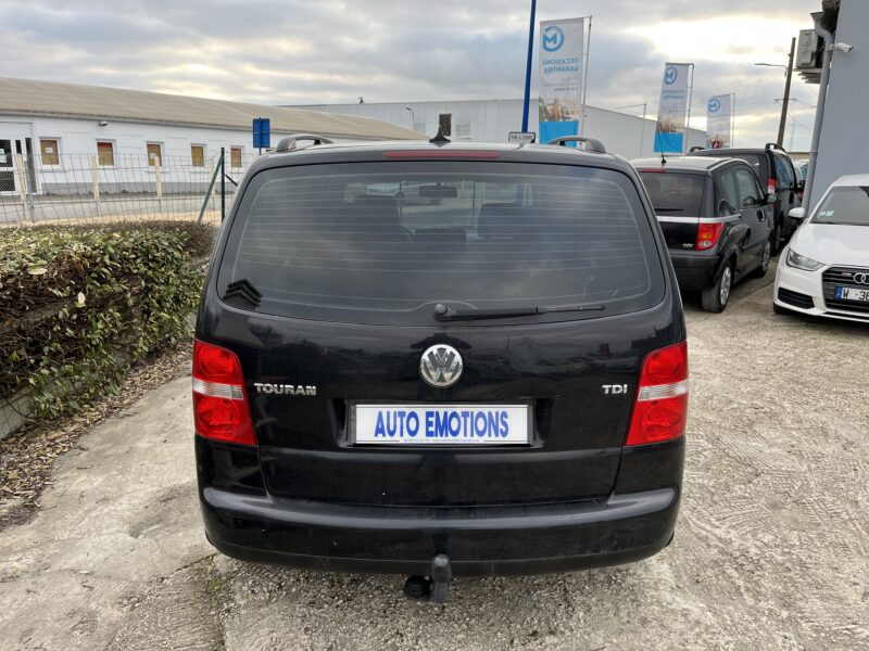 VOLKSWAGEN TOURAN confort