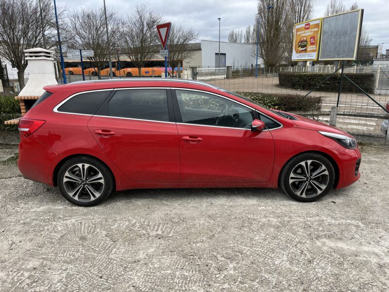 KIA CEE\'D SW 2016 1.0 120CHV GT-LINE