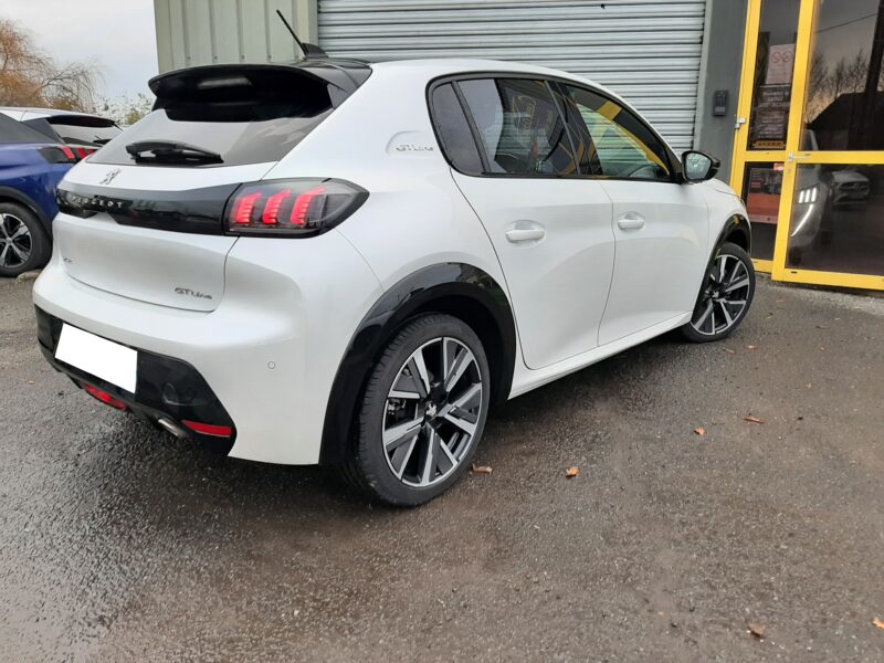 PEUGEOT 208 1.6 HDI 100cv GT-line