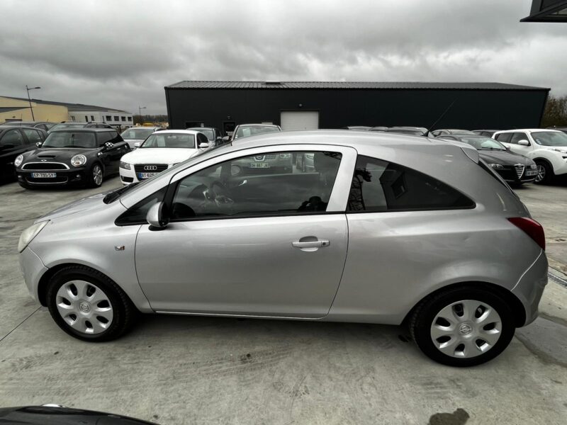 OPEL CORSA D 2008