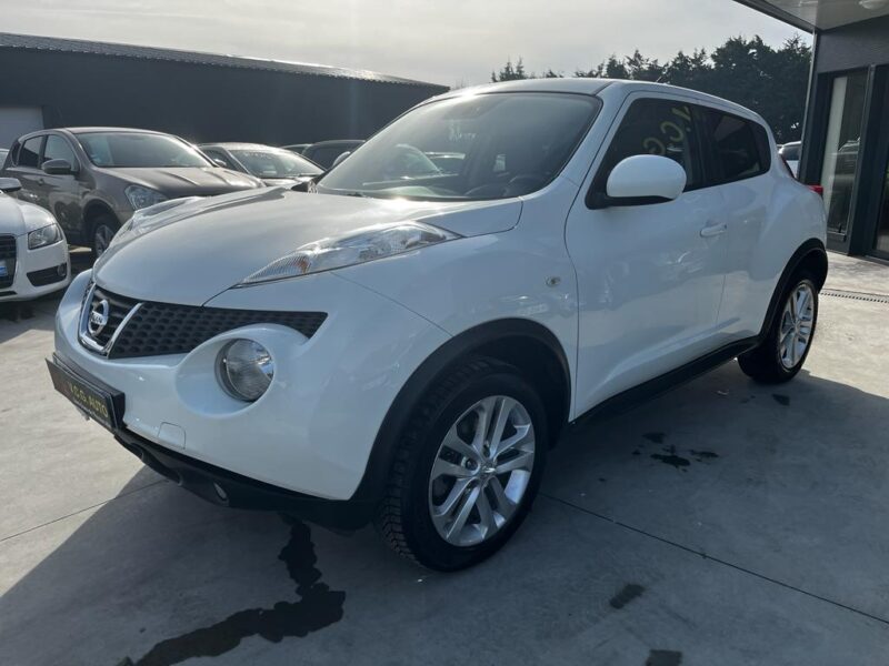 NISSAN JUKE 2011