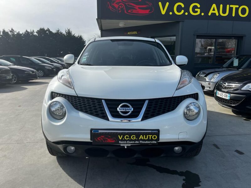 NISSAN JUKE 2011