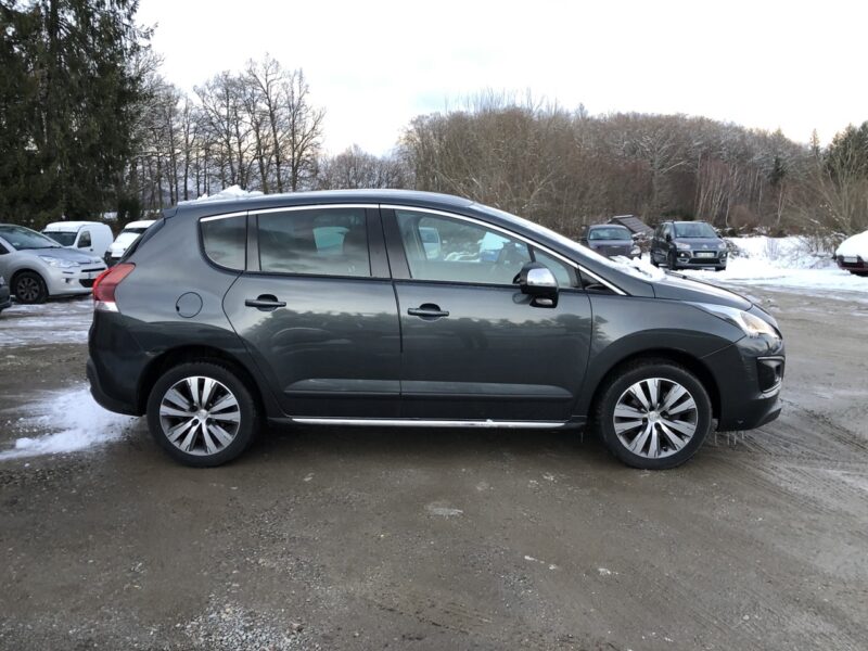 PEUGEOT 3008 Monospace 2015