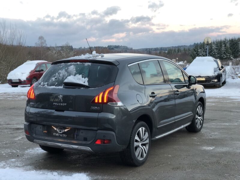 PEUGEOT 3008 Monospace 2015