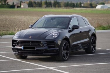 PORSCHE MACAN 2019