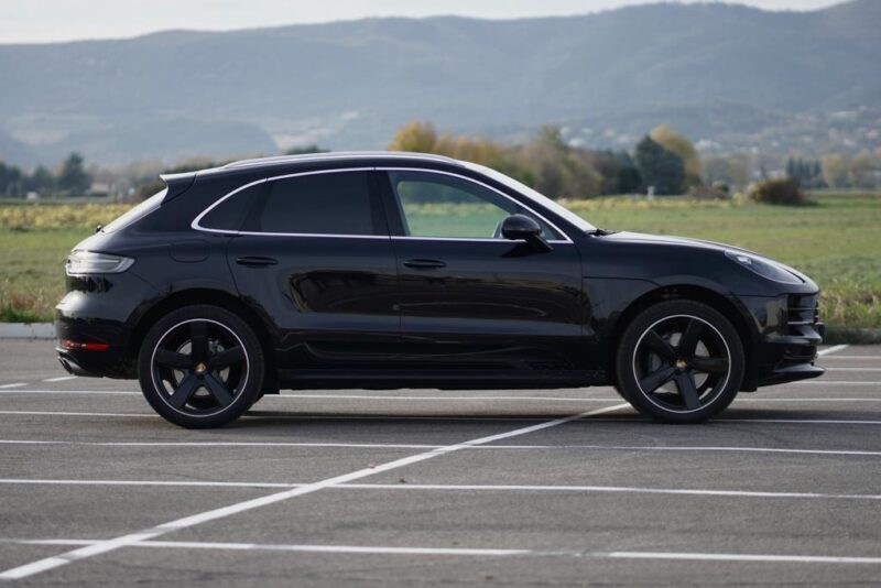 PORSCHE MACAN 2019