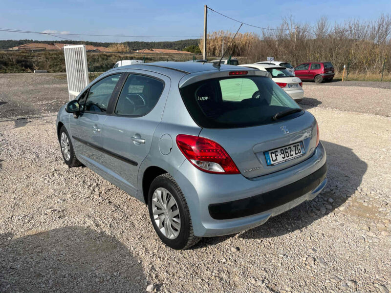 PEUGEOT 207 5 portes 1.4 HDi 70 cv