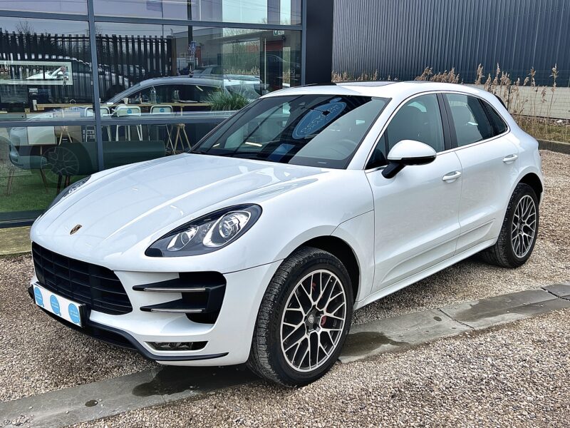 PORSCHE MACAN 2016