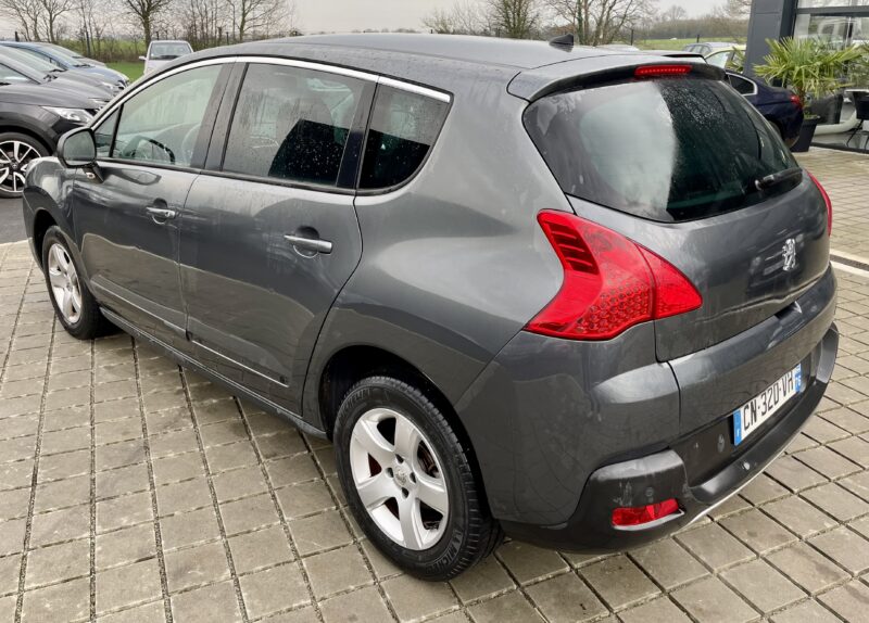 PEUGEOT 3008 I 1.6 e-HDi Blue Lion Business Pack 115 cv Boite auto 