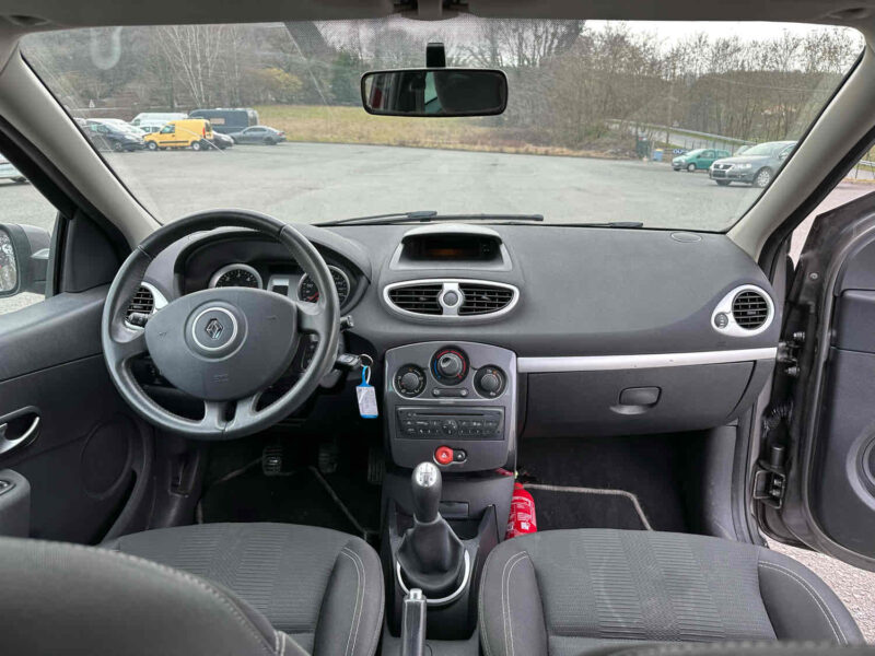 RENAULT CLIO III 2011