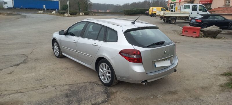 RENAULT LAGUNA III 4 CONTROLE 2010