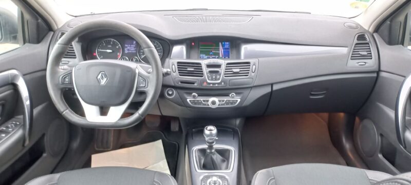 RENAULT LAGUNA III 4 CONTROLE 2010