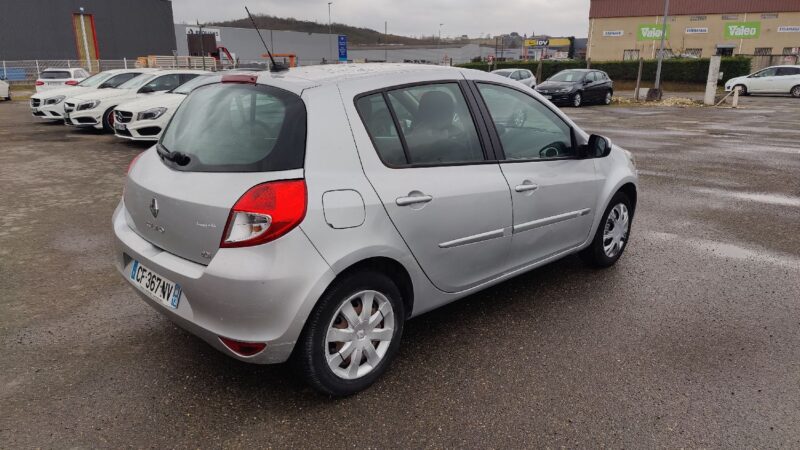 RENAULT CLIO III 1.5 dCi 75cv OVALIE