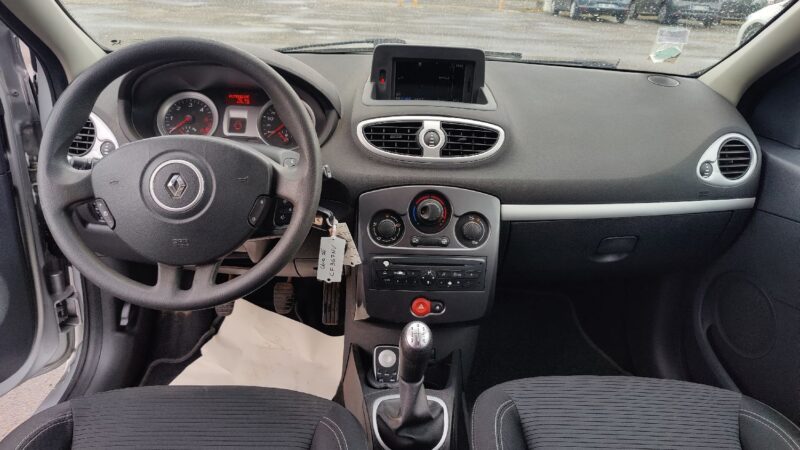 RENAULT CLIO III 1.5 dCi 75cv OVALIE